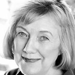 Marty Cruikshank 飾演 Mary/Marie