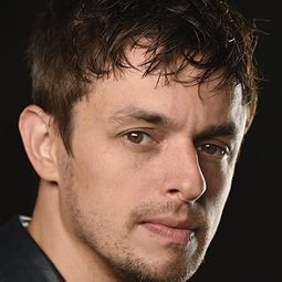 Chad Addison - 致命返校同學會演員 飾演DJ