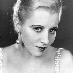 Symona Boniface - 蘇俄艷史演員 飾演Gossip (uncredited)