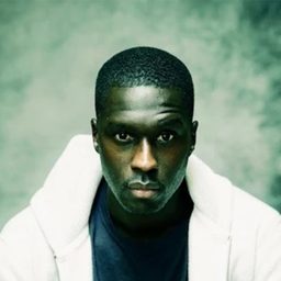 Daouda Diakhaté 飾演 Tété