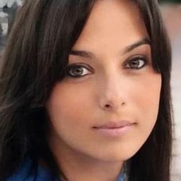 安娜·艾絲特·奧爾堡 飾演 Nefer (voice)