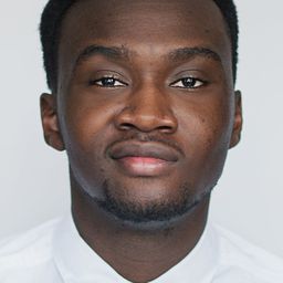 Irdens Exantus 飾演 Fred