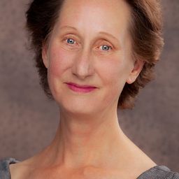 Vivienne Soan - 當芭芭拉遇上艾倫演員 飾演Nora