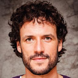 丹尼爾·格勞 飾演 Xoan Feijóo