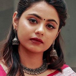 Monica Chinnakotla 飾演 Priscilla