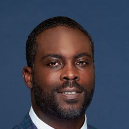 Michael Vick 飾演 Self