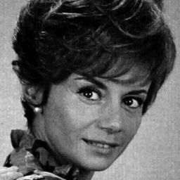 Antonella Della Porta 飾演 Madre Capuleti