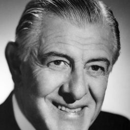 Paul Harvey - 化石森林演員 飾演Mr. Chisholm