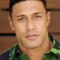 布萊德·卡利利莫庫 飾演 Drench