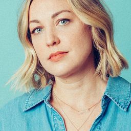 Molly McGlynn - Mary Goes Round導演