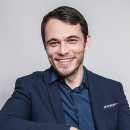 Tamás Lengyel 飾演 Gyula Andrássy