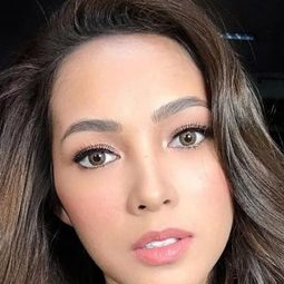 Cathy Remperas - 單身人妻演員 飾演Ella