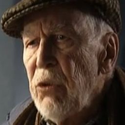 Gyrd Løfquist 飾演 Poul