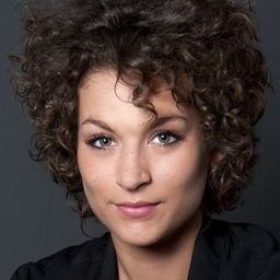 Eva van de Wijdeven 飾演 Gijsje