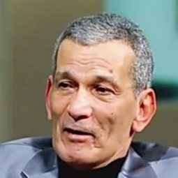 Mohamed Farid 飾演 