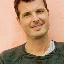 Pelle Hvenegaard 飾演 Jacob