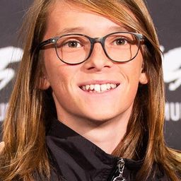 Luc Bruchez 飾演 Gus