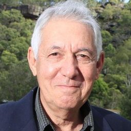 Ken Shadie - 鱷魚先生編劇