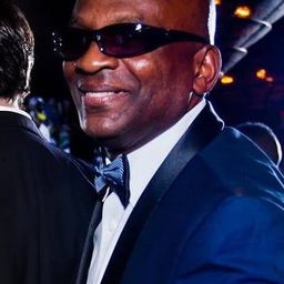 傑洛姆·班頓 飾演 Jerome