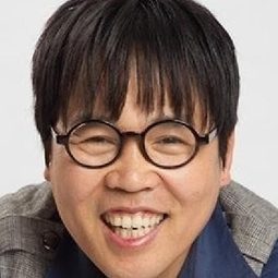 鄭恩彪 - 幸福的殯儀員演員 飾演Dae-shik