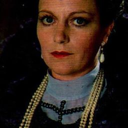 Manuela de Freitas - Zeus演員 飾演Marioneta (voice)