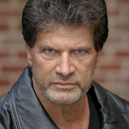 Daniel Greene - 亞瑟續集演員 飾演Troy