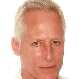 Jon Turtle - Leslie Nielsen's Bad Golf Made Easier演員 飾演Aggravated Golfer