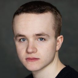 Judah Cousin - Ötzi e il mistero del tempo演員 飾演Elmer