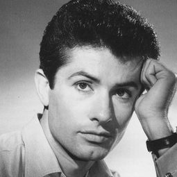 George Chakiris - 西城故事演員 飾演Bernardo