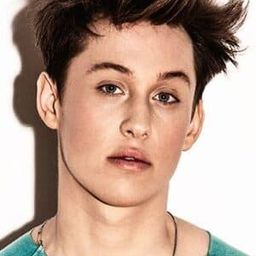 Jeroen van Holland 飾演 Bobby