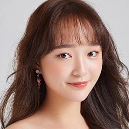 Liao Moxi - 詭搖鈴演員 飾演冯语霖