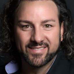 John Osborn 飾演 Goffredo