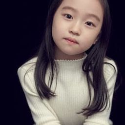 朱藝琳 飾演 Gina