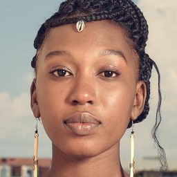 Khady Mane 飾演 Banel