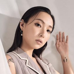 李雪 飾演 Chen Pin-fei