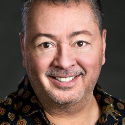 Normand Brathwaite 飾演 Joseph