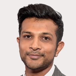 烏卡舒亞拔卡爾 - Rap出一片天演員 飾演Suresh