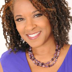 T'Keyah Crystal Keymáh 飾演 Aoogah (voice)