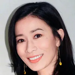 佘詩曼 飾演 Cassie