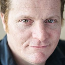 Daniel Malenfant 飾演 Régisseur de plateau TV