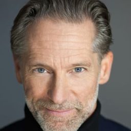 Martin Maria Blau 飾演 Florenzio