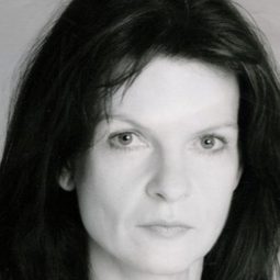 Elizabeth McKechnie 飾演 Marcia Williams