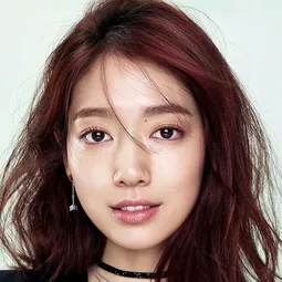 朴信惠 - 我的麻煩大佬演員 飾演Soo-hyun