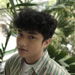 基區·米尼摩托 飾演 Caloy