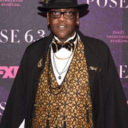 Sol Williams Pendavis 飾演 Self