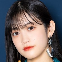 小泉萌香 飾演 Nana Daiba (voice)