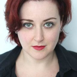 法法·倫諾 飾演 Maria Eugênia