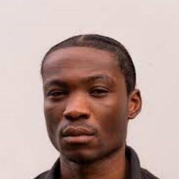 Derrick Mintah - 藍色大街的少年演員 飾演Retail Assistant