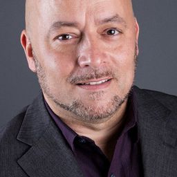 Paul Lang 飾演 Jerry