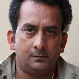 Hemant Pandey 飾演 